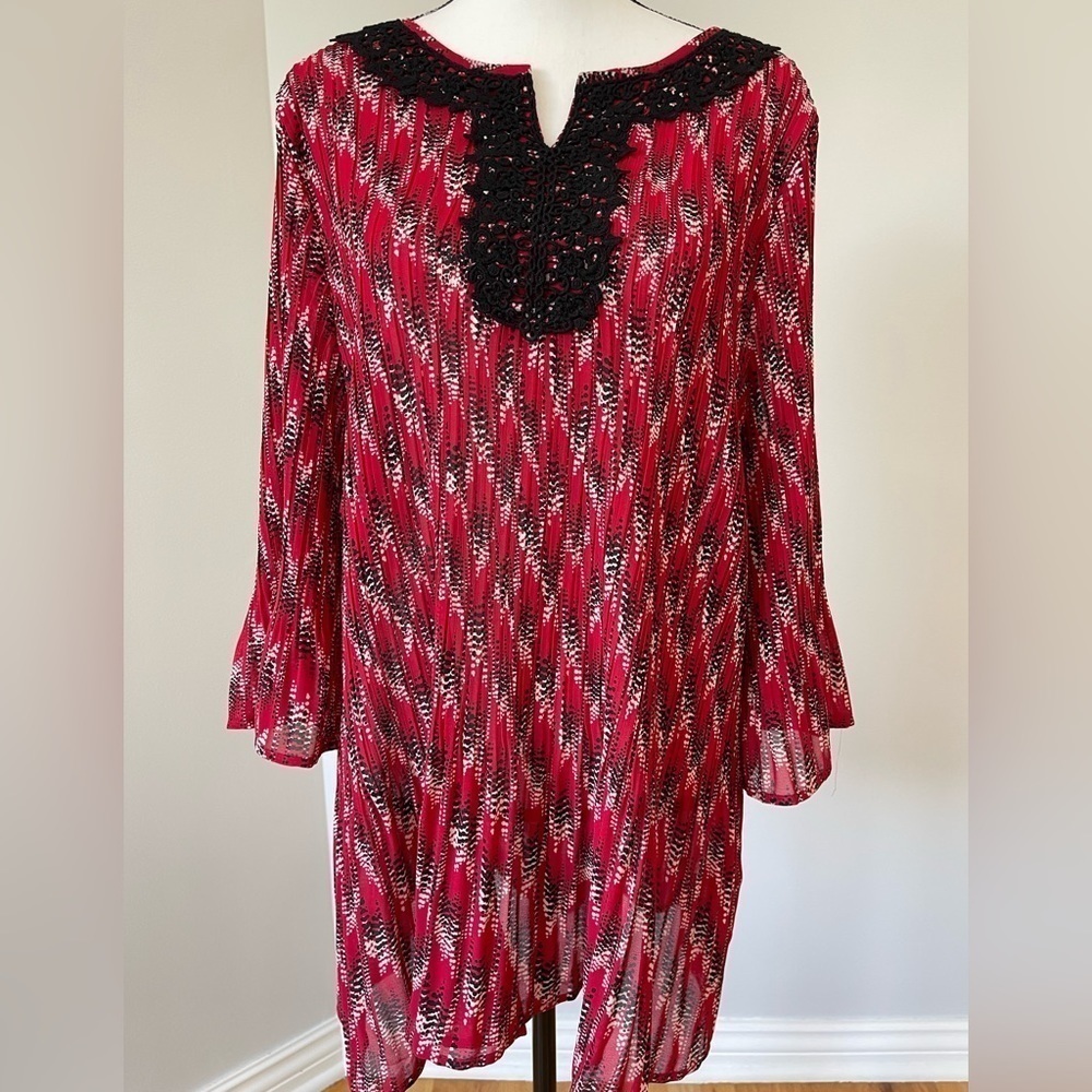 Catherines shirt  2X top with lace plus size casual work wear holiday top office